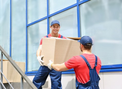 Customer raising a storage complaint at Osidge Storage